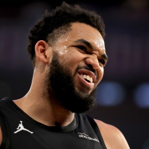 乐鱼电竞-张佳玮：2年前戈贝尔+唐斯是能遮盖彼此弱点的天作之合 可惜了