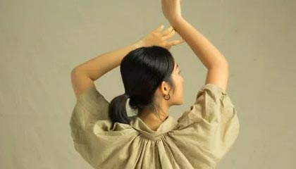 乐鱼体育下载入口-深陷哈登交易流言！CJ：我俩打同一个位置 怎么换？